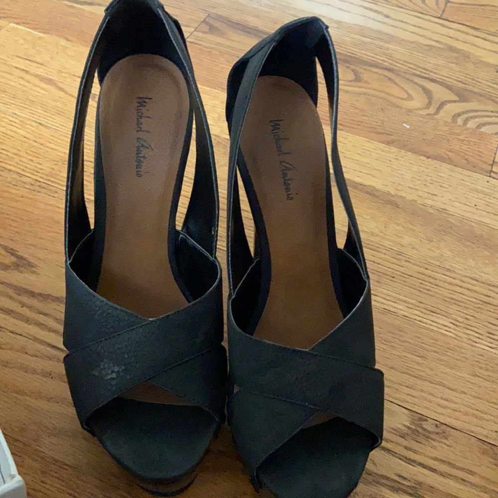 Flirty pump